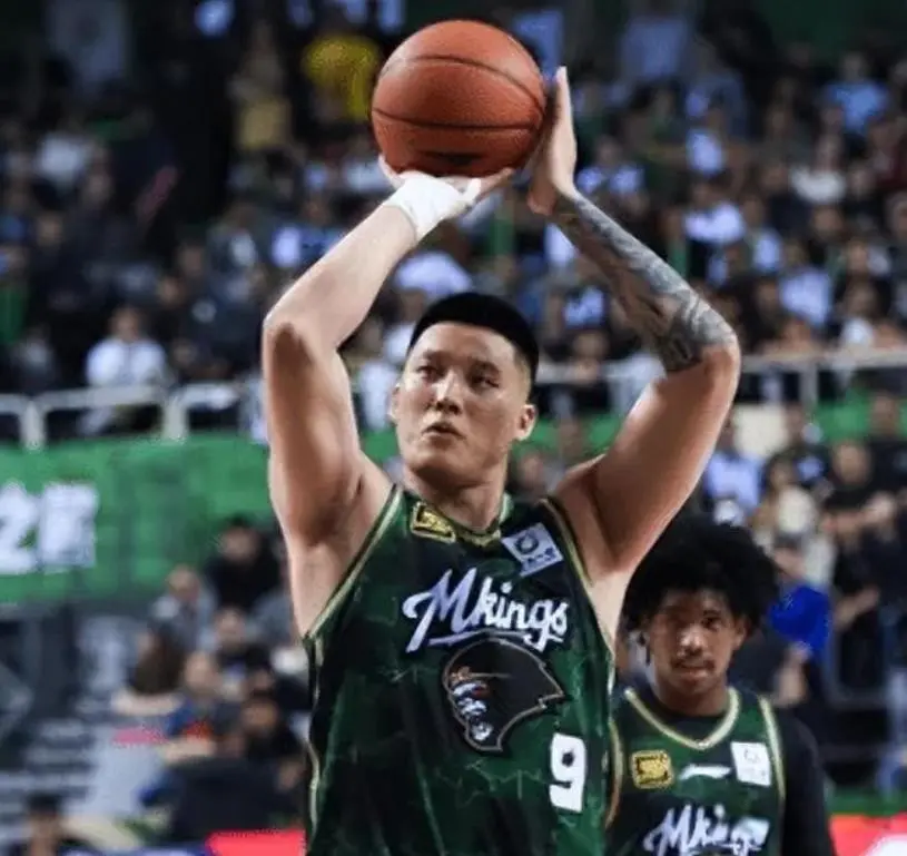 青年队担任, 次盖帽 青年队担任, 次盖帽