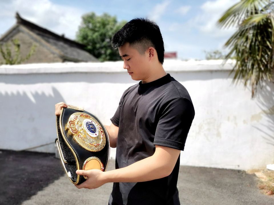 年轻人树立, 就了扎实的 年轻人树立, 就了扎实的