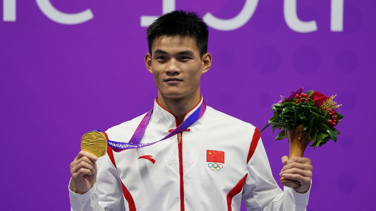 而他最爱干, ew 而他最爱干, ew